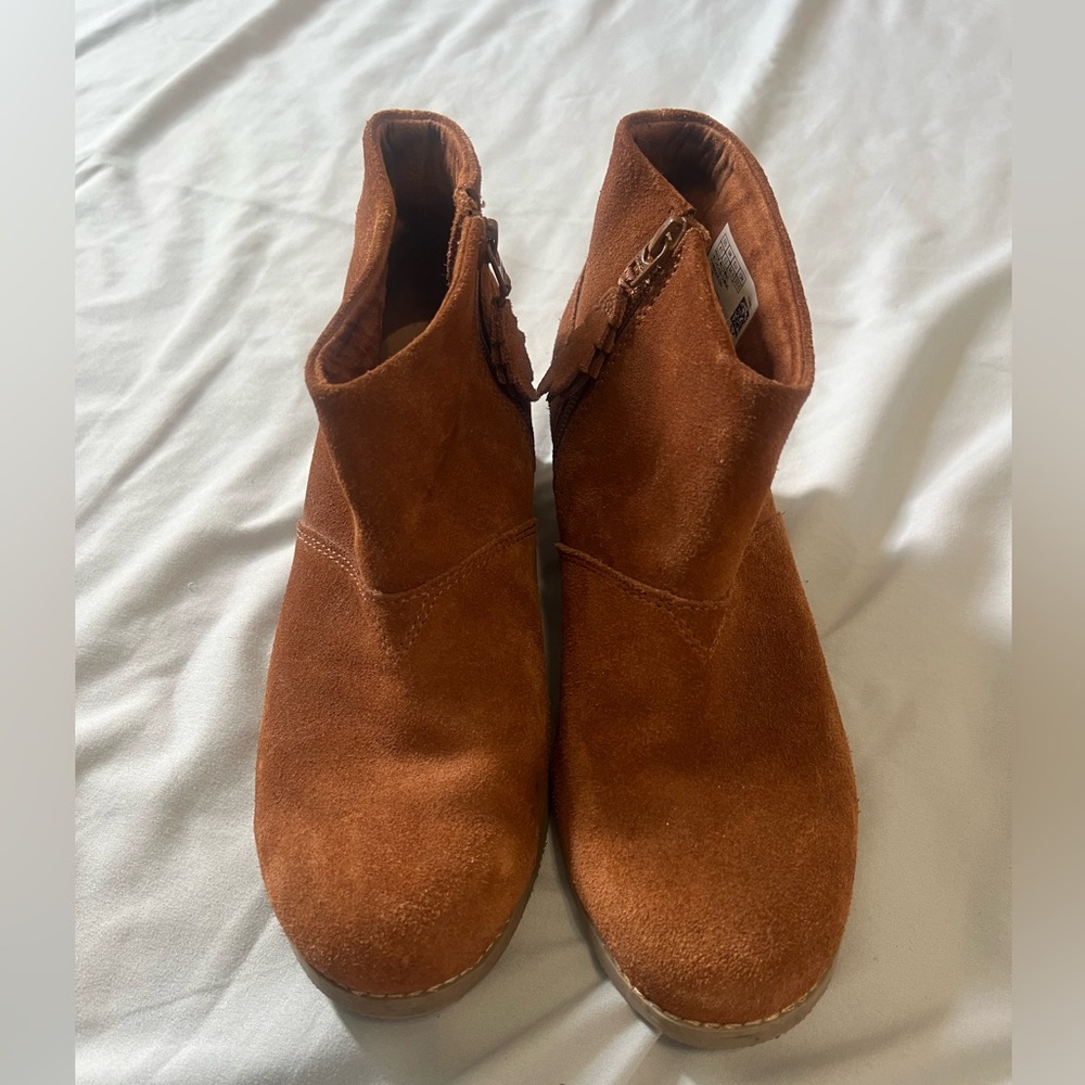 Toms booties